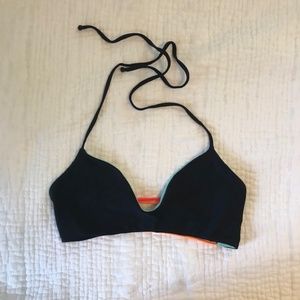 Basta Surf Women's Zunzal Reversible Bikini Top